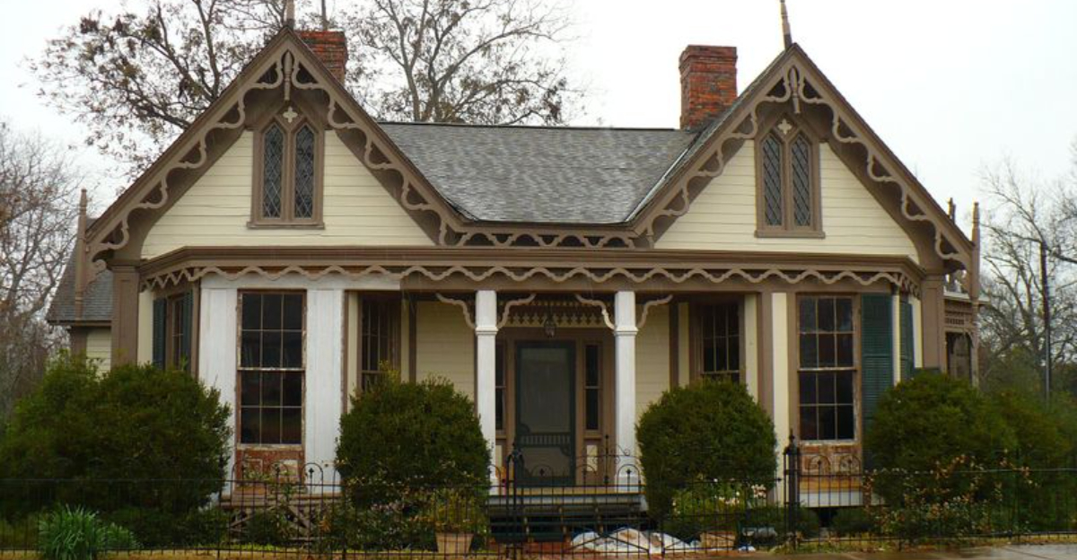 8 Value-Tanking Homes Of 2025, And 3 That Are Just As Hopeless - Decor Hint 8 Value Tanking Homes Of 2025 And 3 That Are Just As Hopeless - Decor Hint