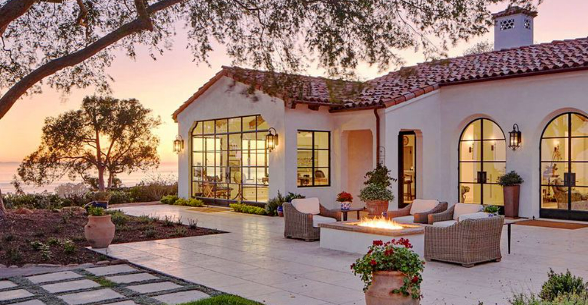 9 Iconic Curb Appeal Styles Spotted On Historic California Streets - Decor Hint 9 Iconic Curb Appeal Styles Spotted On Historic California Streets - Decor Hint