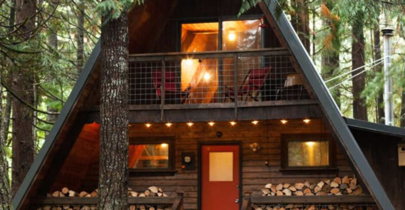 Architecture Meets The Wild: 11 Gorgeous Homes Crafted Within Natural Settings