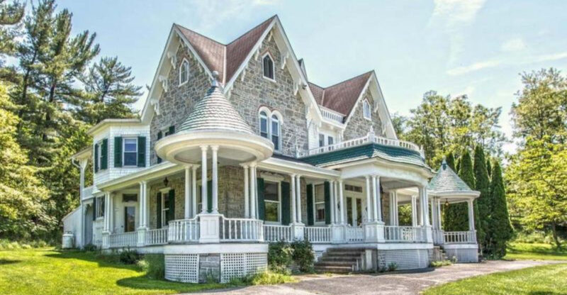 Chambersburg’s Real Estate Shift Highlights 3 Types of Homes Falling In Value + 4 Gaining Fast