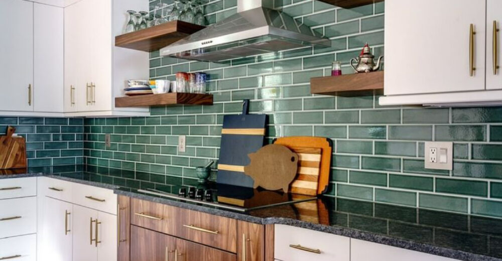 Choose 8 New Kitchen Colors New Hampshire Designers Swear By In 2025 And 4 More To Try - Decor Hint