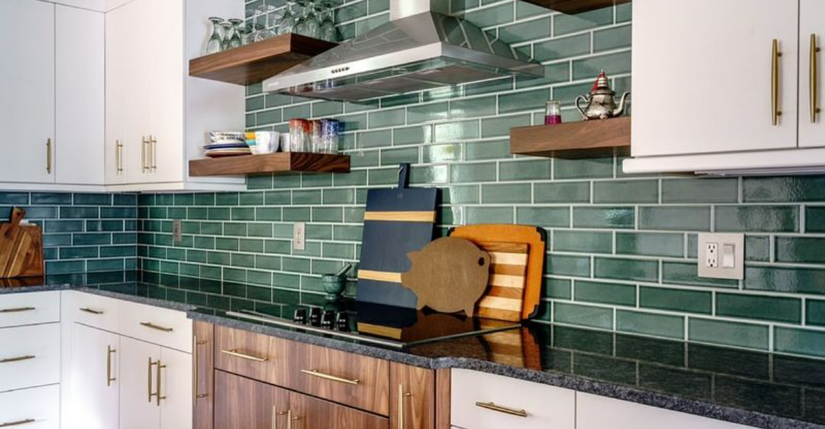 Choose 8 New Kitchen Colors New Hampshire Designers Swear By In 2025 And 4 More To Try - Decor Hint Choose 8 New Kitchen Colors New Hampshire Designers Swear By In 2025 And 4 More To Try - Decor Hint