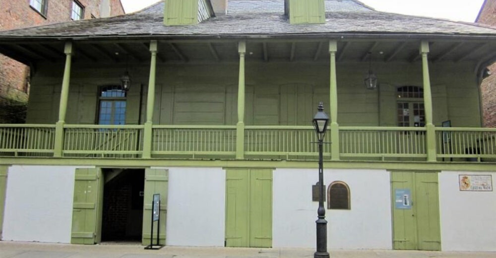 Classic New Orleans Charm 9 Signature Exterior Home Styles - Decor Hint