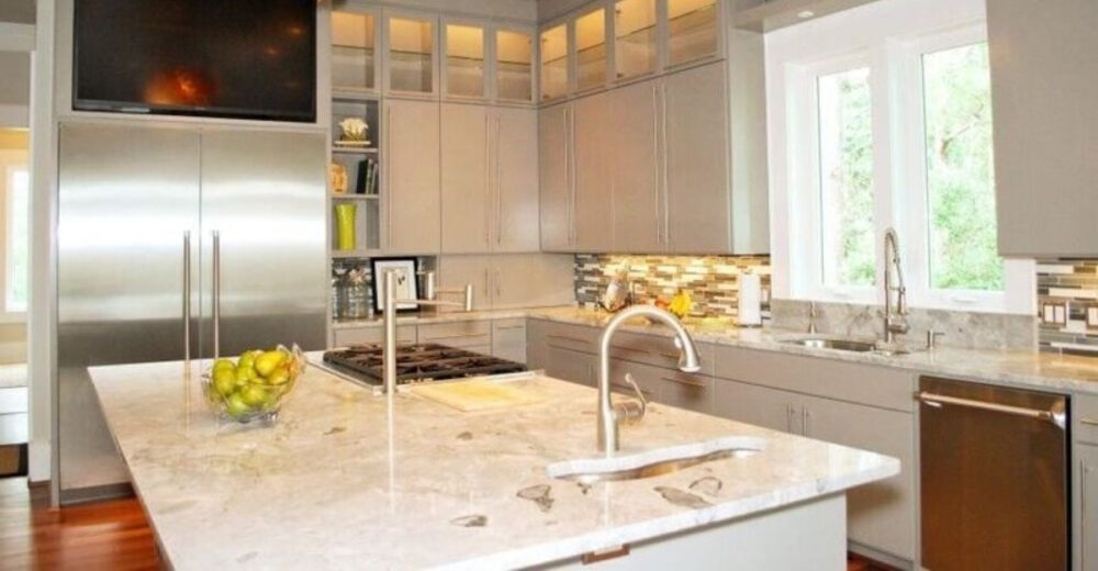 Design Trouble In Vacationland 16 Kitchen Icks Turning Buyers Away In Maine - Decor Hint