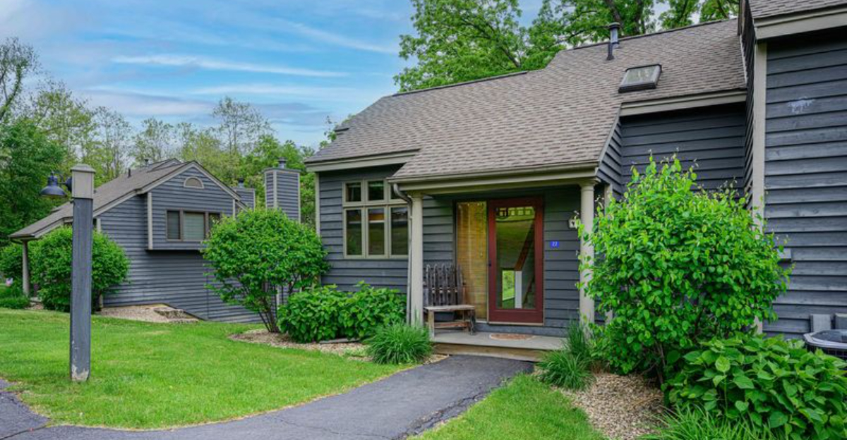Galena's Real Estate Trends: 3 Types Of Homes Losing Value In 2025 (And 4 Rising Fast) - Decor Hint Galenas Real Estate Trends 3 Types Of Homes Losing Value In 2025 And 4 Rising Fast - Decor Hint