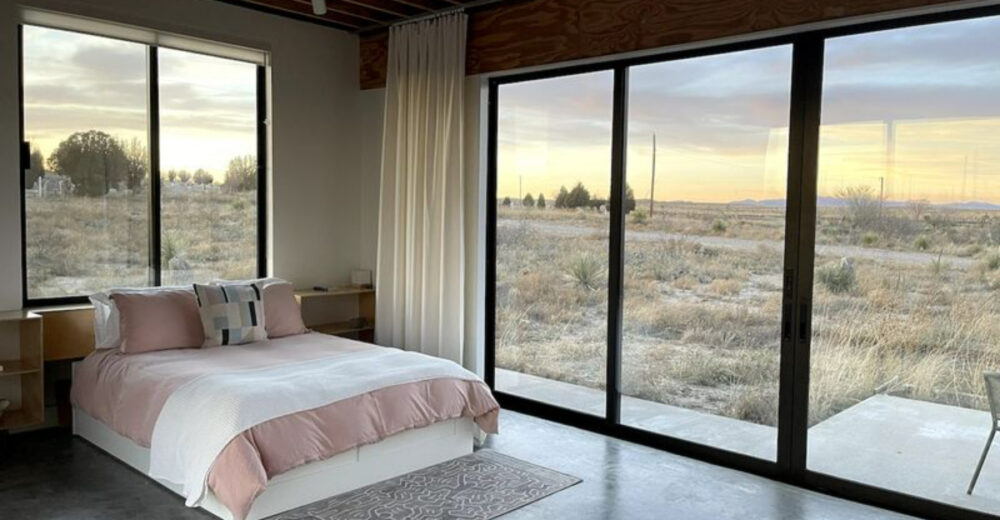 Homes In Marfa Texas Are Still Using These 12 Timeless Decor Ideas - Decor Hint