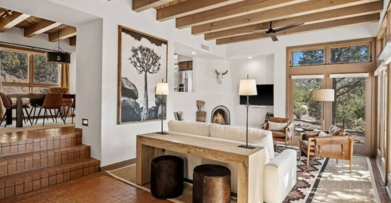 How Decor In Taos Keeps Rustic Feeling Fresh