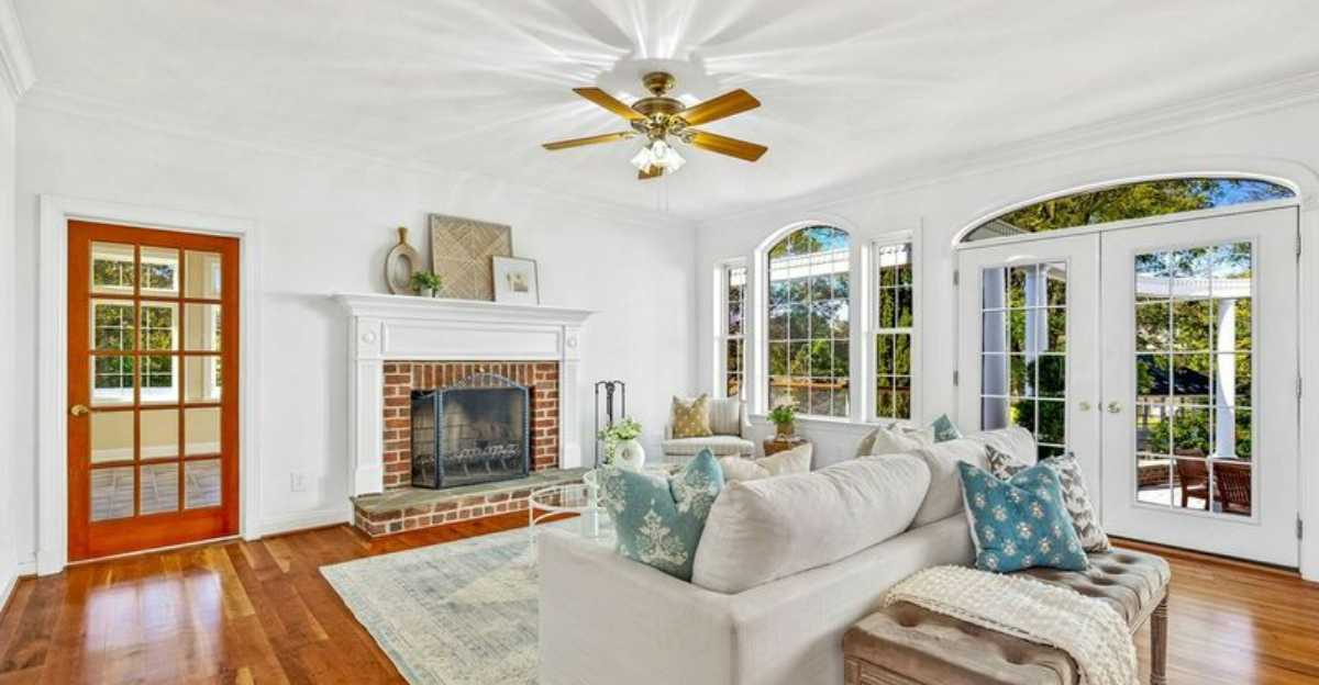 How Denver's Homes Are Embracing Coastal Curb Appeal: 10 Ideas To Try Now - Decor Hint How Denvers Homes Are Embracing Coastal Curb Appeal 10 Ideas To Try Now - Decor Hint