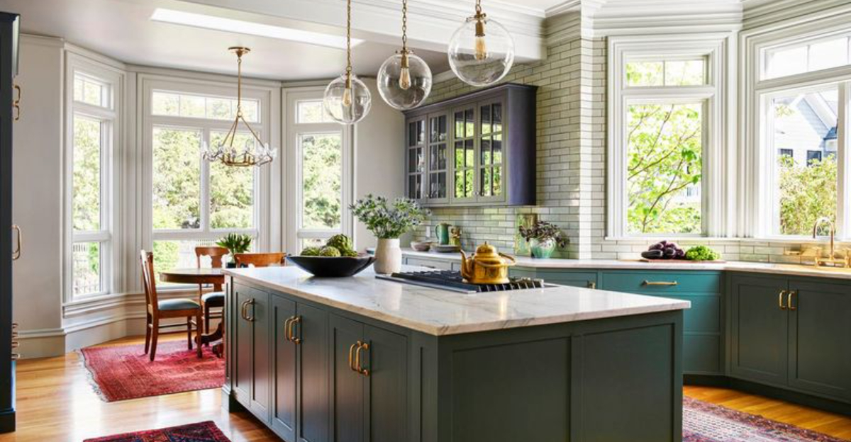 How To Paint Kitchen Cabinets Like A Pro In 10 Simple Steps - Decor Hint How To Paint Kitchen Cabinets Like A Pro In 10 Simple Steps - Decor Hint
