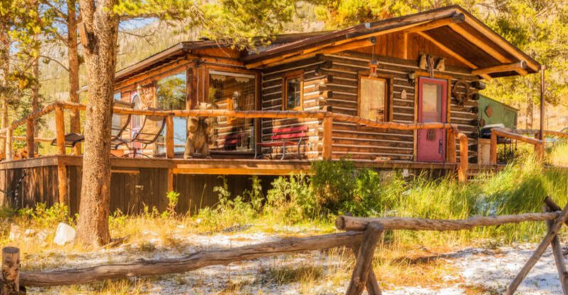 7 Luxury Cabins In Colorado Are Heating Up For 2025 + 2 That Are Rising Quicker Than Ever