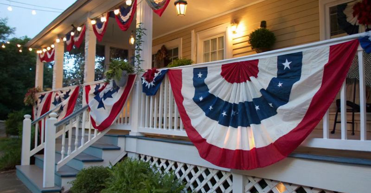 Porch Perfection: 9 Kentucky Looks That Define Southern Curb Appeal - Decor Hint Porch Perfection 9 Kentucky Looks That Define Southern Curb Appeal - Decor Hint