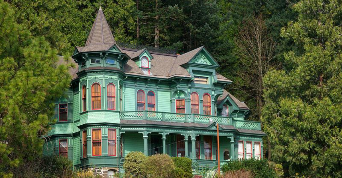 Shelton McMurphey Johnson House In Eugene Showcases Victorian Charm Inside And Out - Decor Hint Shelton McMurphey Johnson House In Eugene Showcases Victorian Charm Inside And Out - Decor Hint