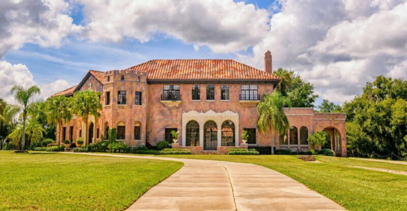The 10 Most Expensive Mansions In America And 5 Surprisingly Affordable Estates