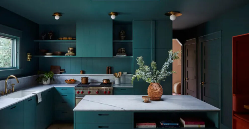The 13 Paint Tricks Designers Swear By For A More Luxurious Kitchen - Decor Hint