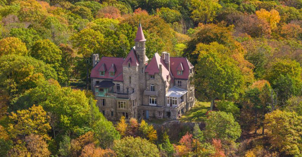 The Astors' Architectural Legacy: 15 Grand Estates From A Gilded Age Dynasty - Decor Hint The Astors Architectural Legacy 15 Grand Estates From A Gilded Age Dynasty - Decor Hint