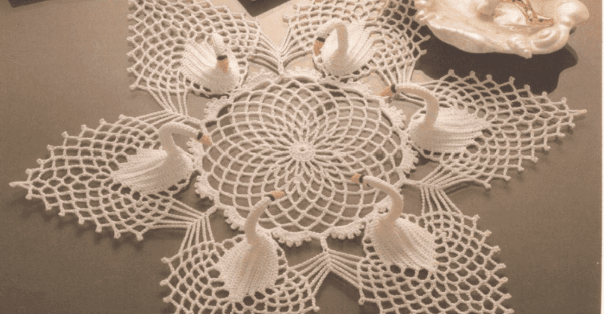 The Old Vintage Decor Trend Making A Stylish Comeback In Homes Today - Decor Hint The Old Vintage Decor Trend Making A Stylish Comeback In Homes Today - Decor Hint