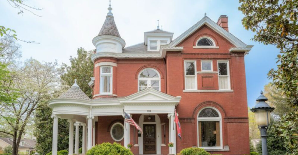 These 5 Tennessee Homes Could Lose Value Fast But 7 Others Are Worth Watching - Decor Hint