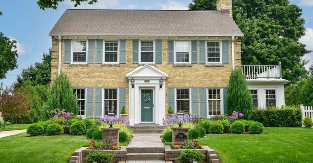 Wisconsins Best Kept Secrets 8 Timeless Curb Appeal Styles - Decor Hint