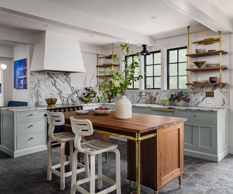 10 Kitchen Mistakes Ohioans Are Making (And 8 Easy Fixes To Transform Your Space), According To Designers - Decor Hint image 12 - Decor Hint