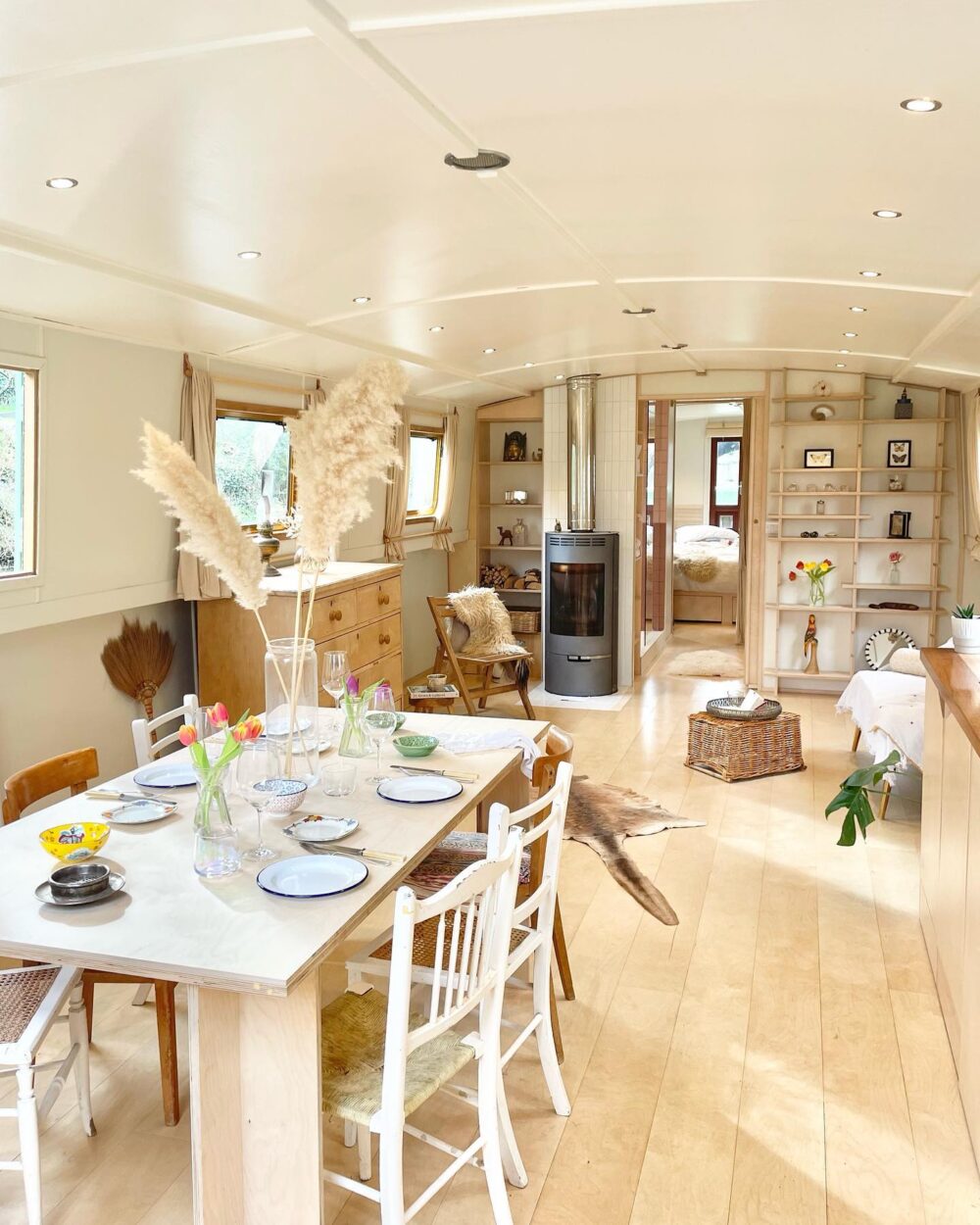 Pretty In Pink: Inside The Ophelia Houseboat’s Bold And Beautiful Bathroom - Decor Hint Blending Historic Charm With Modern Luxury