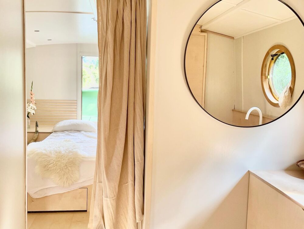 Pretty In Pink: Inside The Ophelia Houseboat’s Bold And Beautiful Bathroom - Decor Hint Materials And Fixtures Used