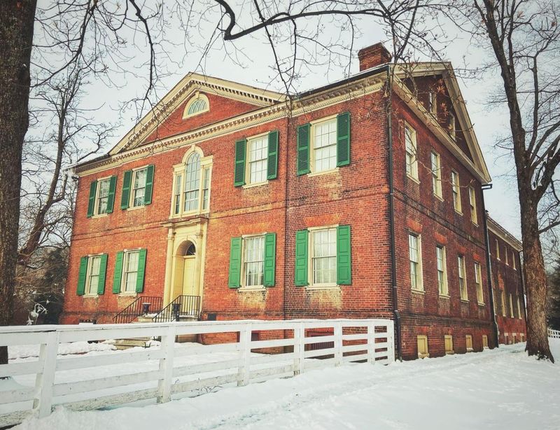 10 Kentucky Stone Chimneys That Stand The Test Of Time - Decor Hint Liberty Hall's Towering Sentinel