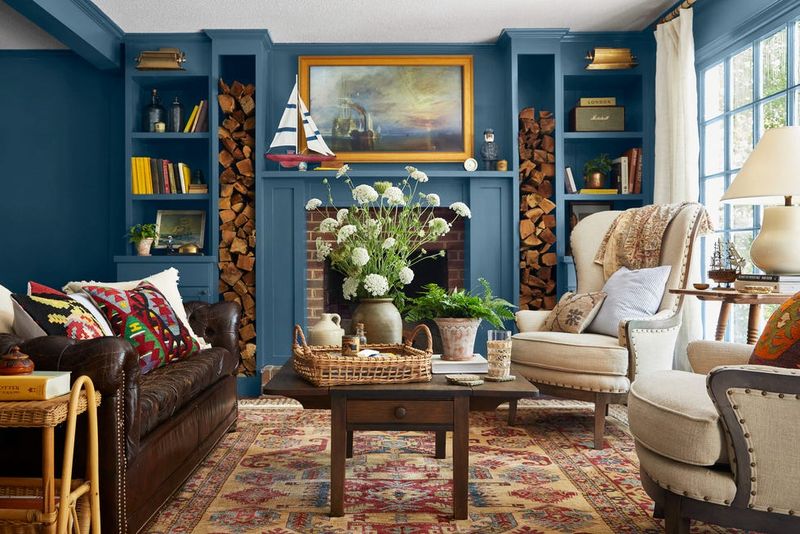 10 Michigan Living Room Colors That Still Feel Timeless In 2025 - Decor Hint Great Lakes Blue