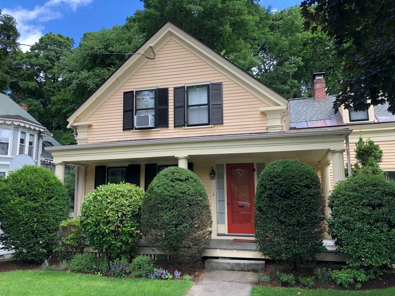 11 House Styles Likely to Vanish in Massachusetts and 5 That Are Hard to Sell - Decor Hint Worker's Cottages