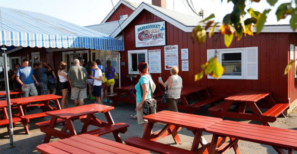 11 Maine Lobster Roll Stands Worth The Detour - Decor Hint