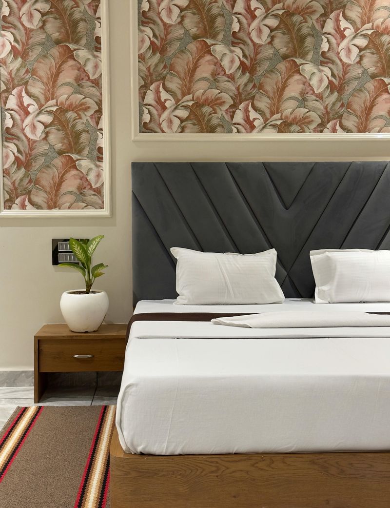 Excessive Floral Wallpapers