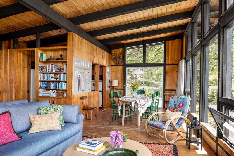 Exposed Beams