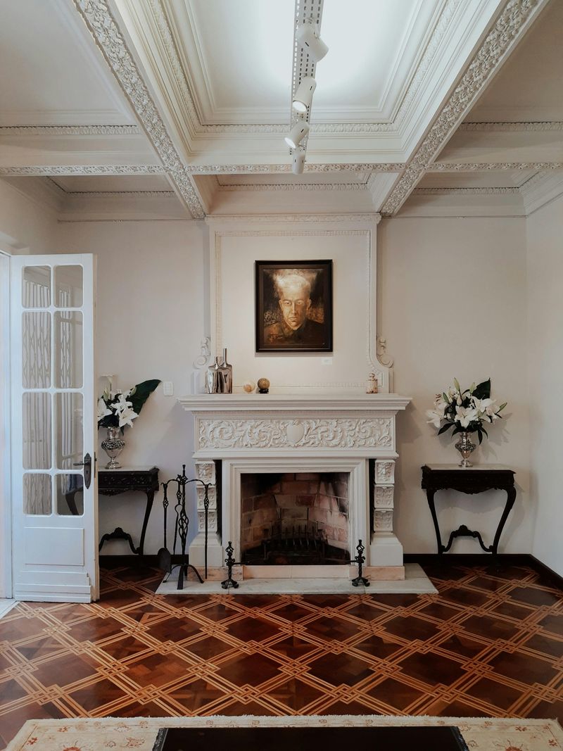 Crown Molding