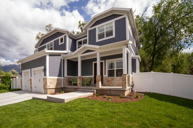 15 Simple Front Porch Upgrades That Might Make Your Home More Inviting - Decor Hint Fresh Coat of Paint on Railings