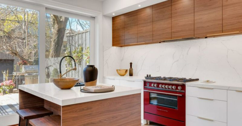 2 Kitchen Colors Designers Recommend Trying In Antioch Plus 7 Hues That Often Work Well - Decor Hint