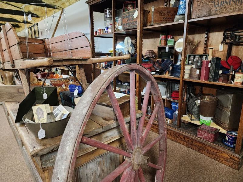Forever Antiques – Farmington, MO