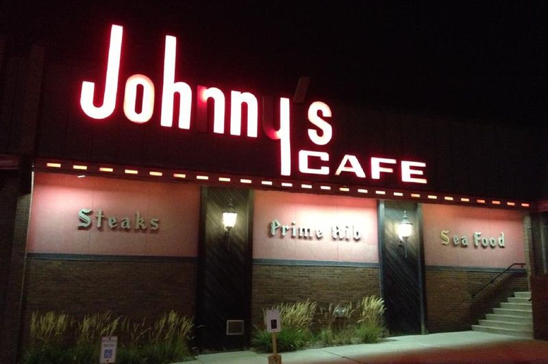14 Classic Diners In America You May Not Want To Miss - Decor Hint Johnny's Cafe, Kansas City