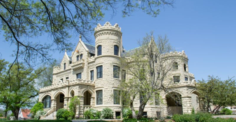 6 Must-See Features Of Omaha’s Historic Joslyn Castle