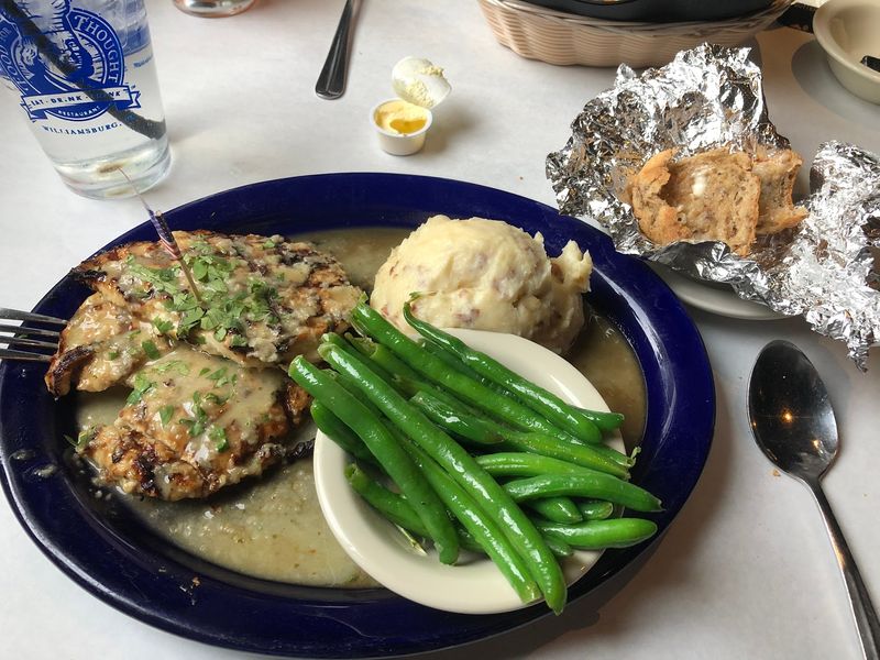 7 Best Affordable Restaurants In Virginia Packed With Flavor - Decor Hint Food For Thought