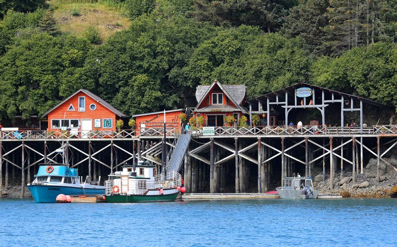 7 Halibut Shacks In Alaska With Dockside Charm - Decor Hint The Saltry, Halibut Cove