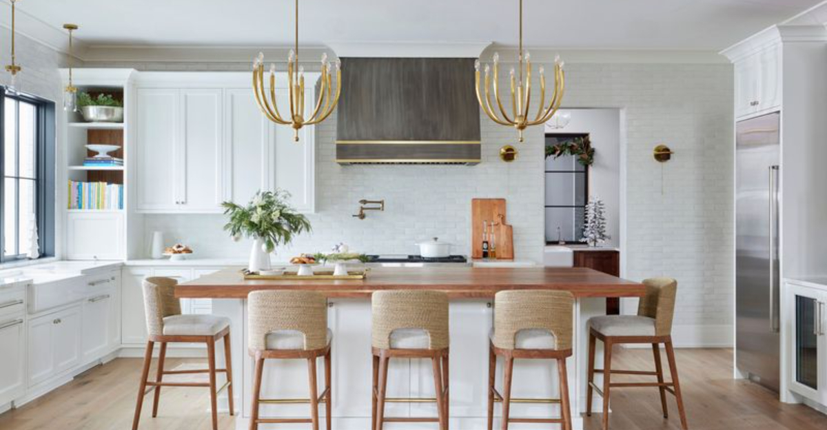 7 Kitchen Wow Factors That Win Over California Buyers And 5 Finishing Touches That Attract Even More According To Interior Designers - Decor Hint 7 Kitchen Wow Factors That Win Over California Buyers And 5 Finishing Touches That Attract Even More According To Interior Designers 2 - Decor Hint
