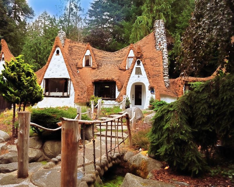7 Washington Cottages That Capture Pacific Northwest Charm - Decor Hint Storybook Woodland Cottage