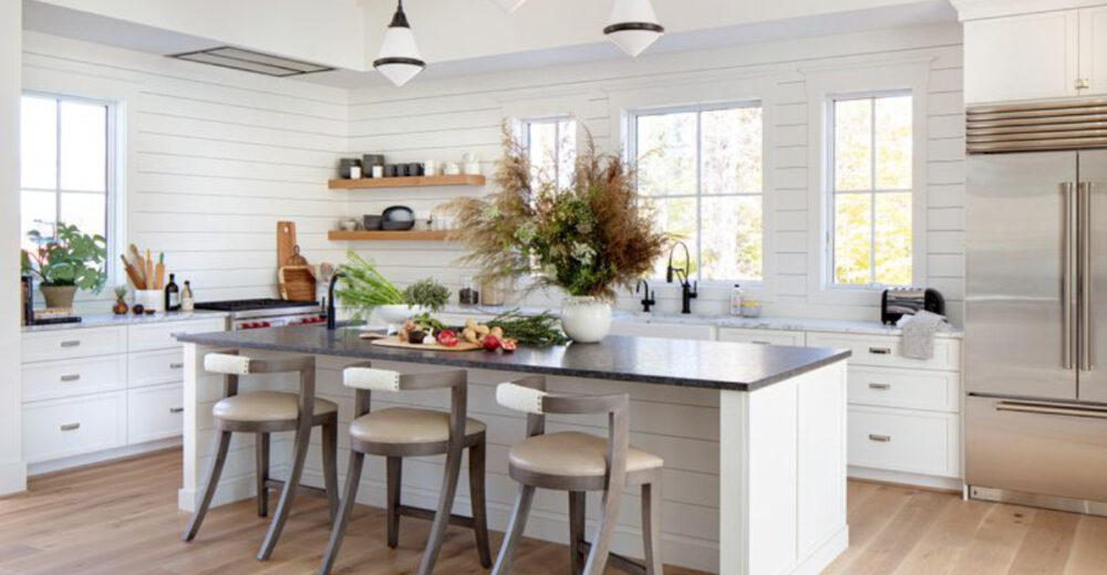 8 Iowa Kitchens Filled With Authentic Farmhouse Character - Decor Hint