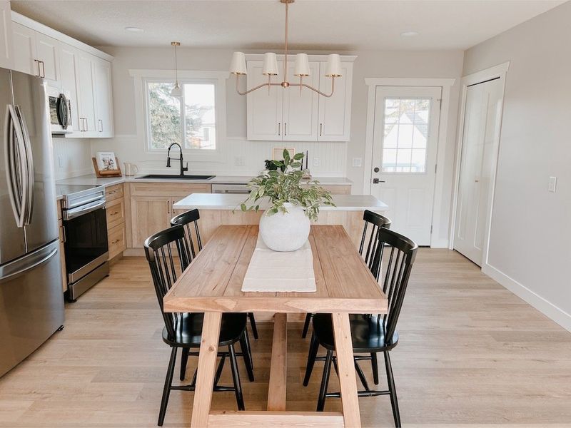 Solid Hardwood Farmhouse Tables