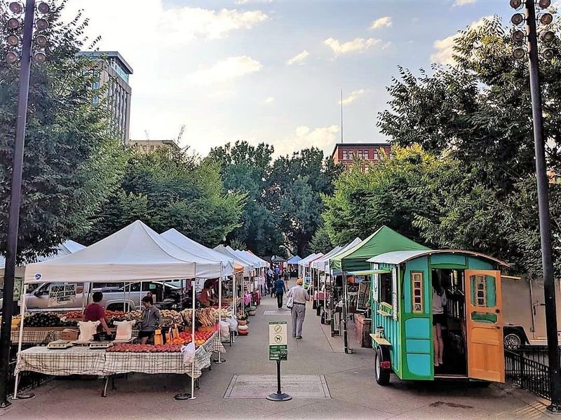Knoxville's Market Square Farmers' Market