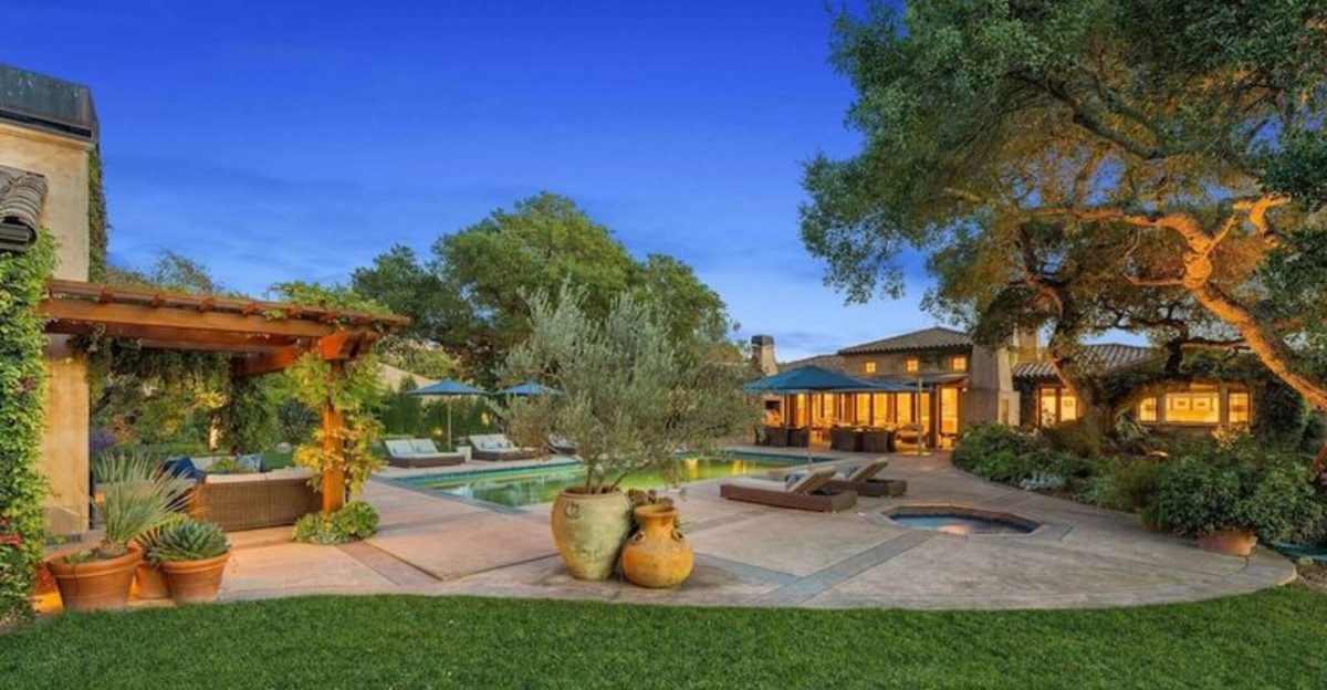 9 California Courtyard Homes That Bring Resort Living Home - Decor Hint 9 California Courtyard Homes That Bring Resort Living Home - Decor Hint
