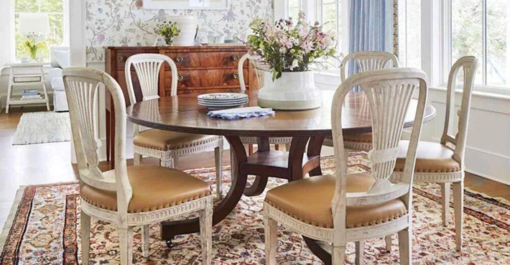 9 Signs Your Mississippi Dining Room Might Be Stuck In The Past 2 - Decor Hint