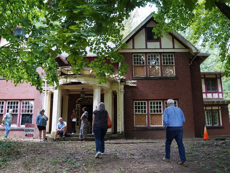 Historic Homes in Akron's Highland Square