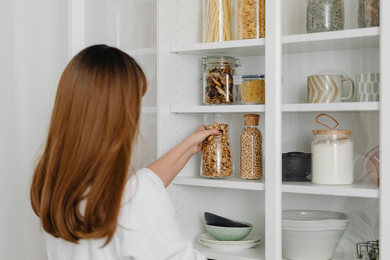 7 Smart Cabinet Tips That Could Open Up Your Kitchen Space - Decor Hint Keep Clutter Off Countertops by Maximizing Cabinet Space