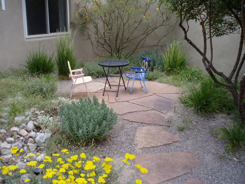 12 Courtyard Styles In New Mexico That Feel Warm And Timeless - Decor Hint Stone Pathways