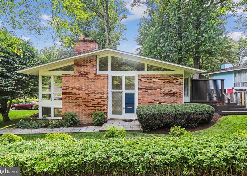 Silver Spring Mid-Century Masterpiece 